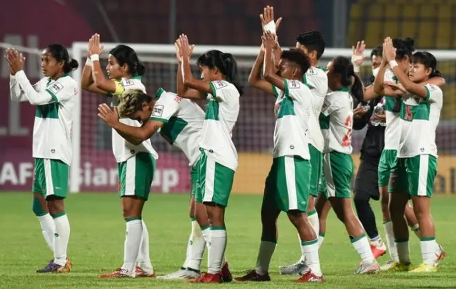 JANGAN BULLY TIMNAS SEPAKBOLA PUTRI INDONESIA!